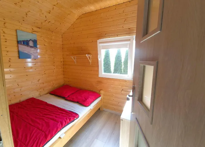 בית נופש Mit Infinity-pool By Interhome *